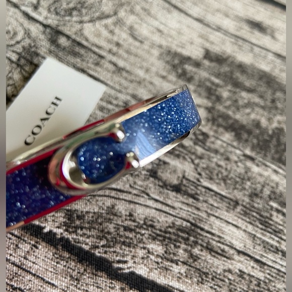 NWT! Coach enamel hinge bracelet in sparkling blue and silver with gift wrap - Picture 6 of 12
